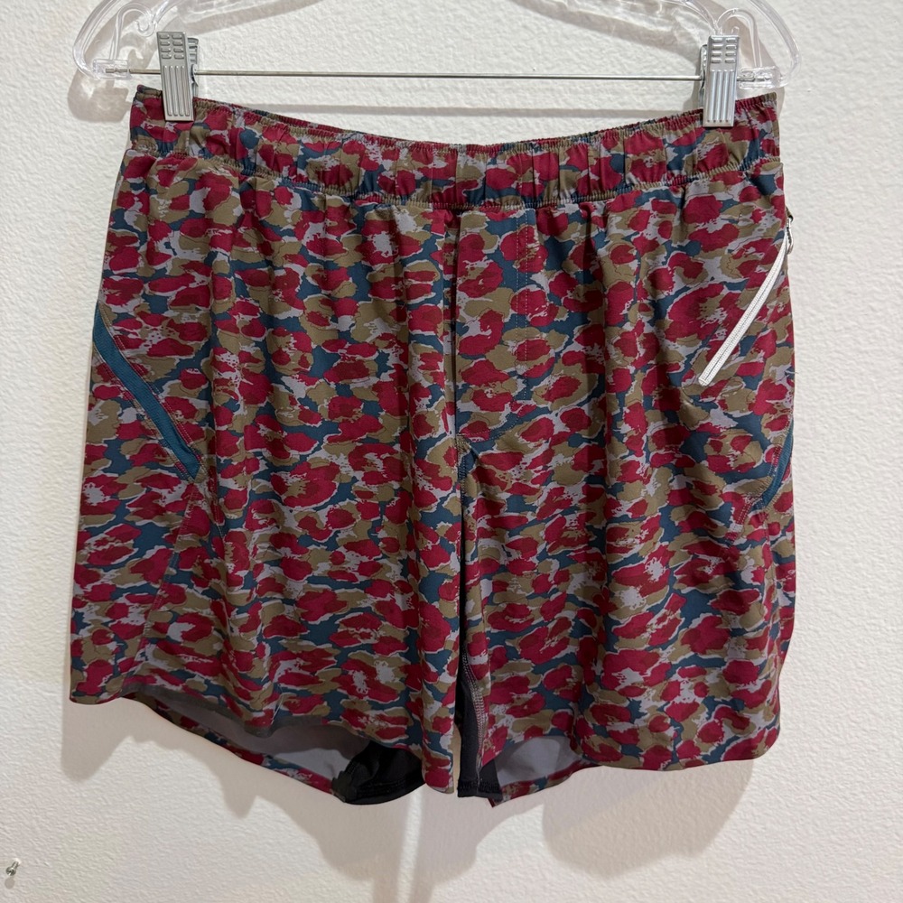 Lululemon Surge Lined Short 6 Mens Large Floral Camo Red Green Multi Running